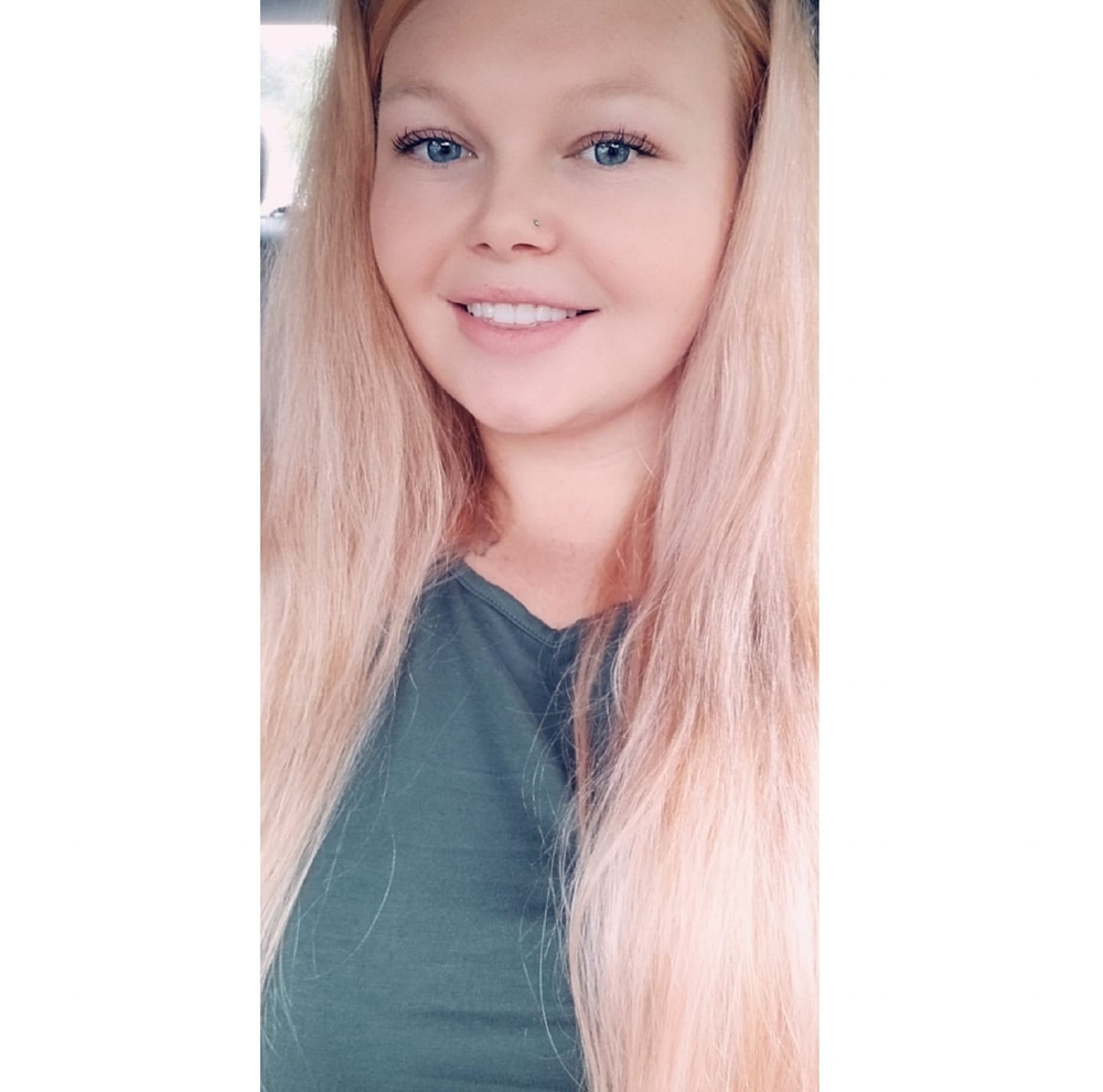 Meet your Posher, Sky